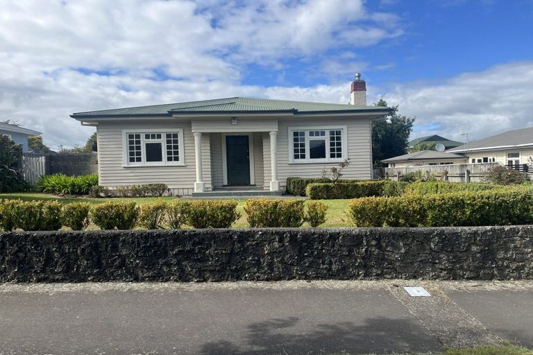 Photo of property in 42 Matamau Street, Palmerston North, 4414