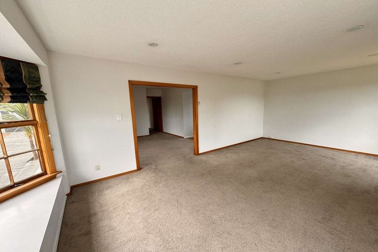 Photo of property in 461 Mairehau Road, Parklands, Christchurch, 8083