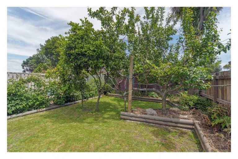 Photo of property in 100b Parkers Road, Tahunanui, Nelson, 7011