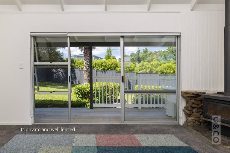 Photo of property in 28 Great North Road, Riverhead, 0820