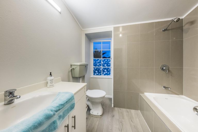 Photo of property in 19 Keeney Court, Papakura, 2110