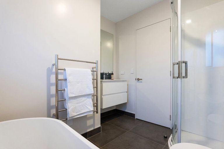 Photo of property in 34 Hilton Drive, Amberley, 7410