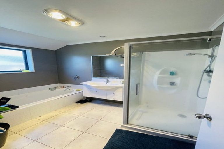 Photo of property in 3 Cunneen Place, Aidanfield, Christchurch, 8025