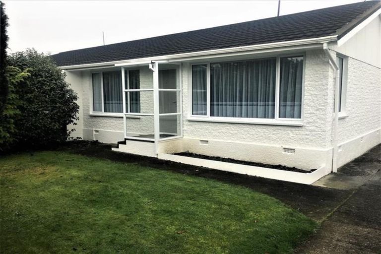 Photo of property in 2/237 Queens Drive, Windsor, Invercargill, 9810