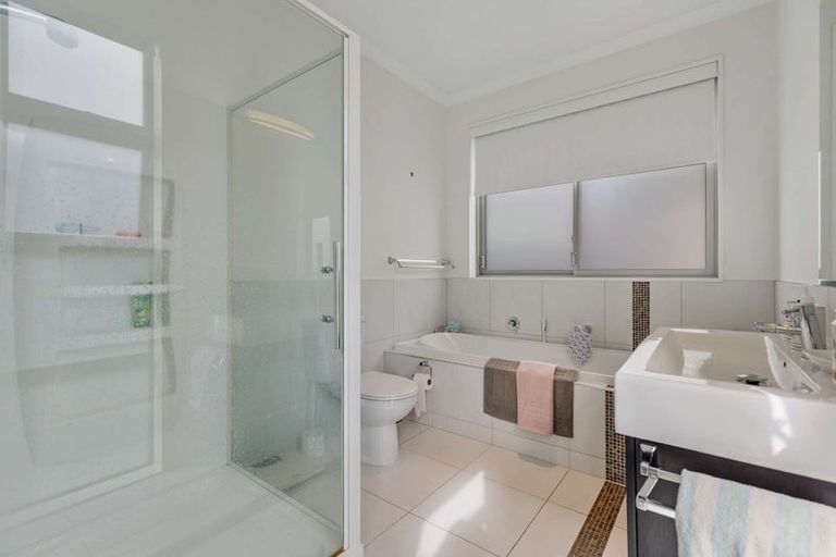 Photo of property in 183 Taylor Street, Cambridge, 3434