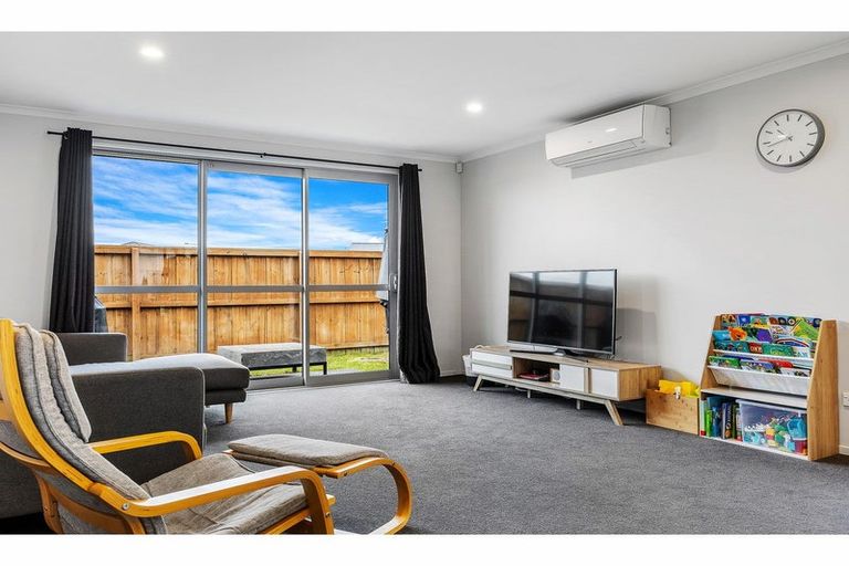 Photo of property in 15 Tippet Crescent, Wigram, Christchurch, 8025