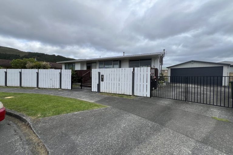 Photo of property in 3 Kilkenny Grove, Wainuiomata, Lower Hutt, 5014