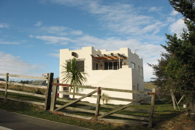 Photo of property in 64 Ellesmere Street, Ravensbourne, Dunedin, 9022