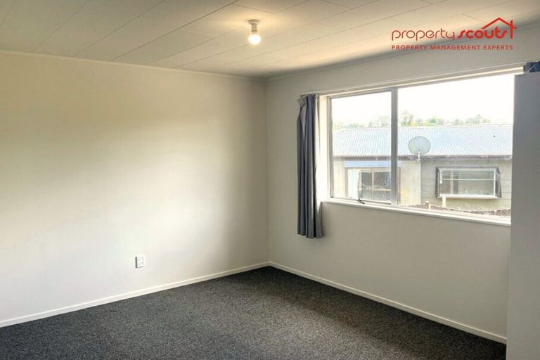 Photo of property in 4 Garton Drive, Massey, Auckland, 0614