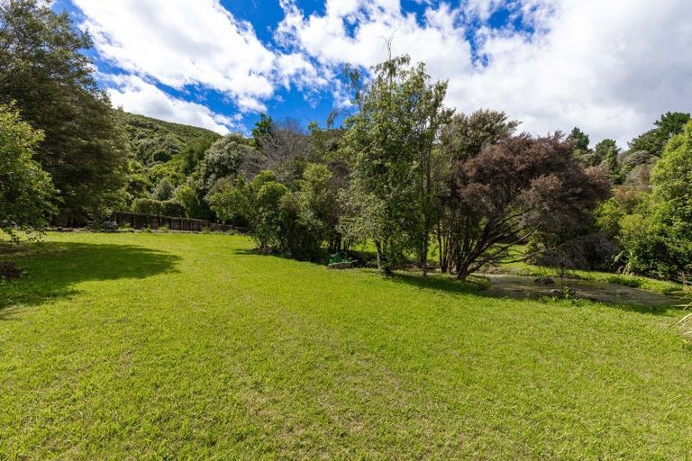 Photo of property in 257 Queen Charlotte Drive, Havelock, 7281