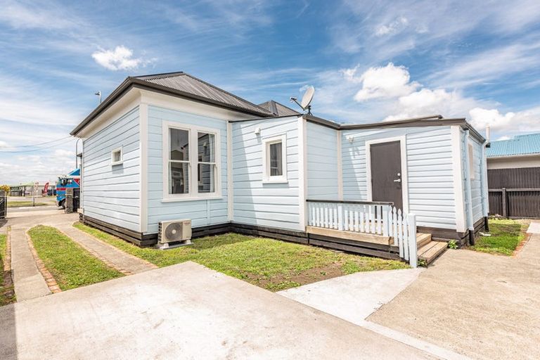 Photo of property in 65 Carlton Avenue, Gonville, Whanganui, 4501