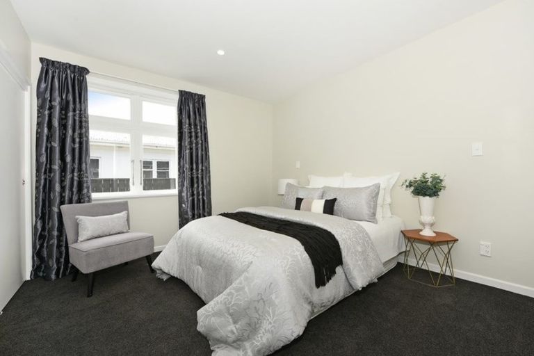 Photo of property in 10f1- Victoria Street, Ebdentown, Upper Hutt, 5018