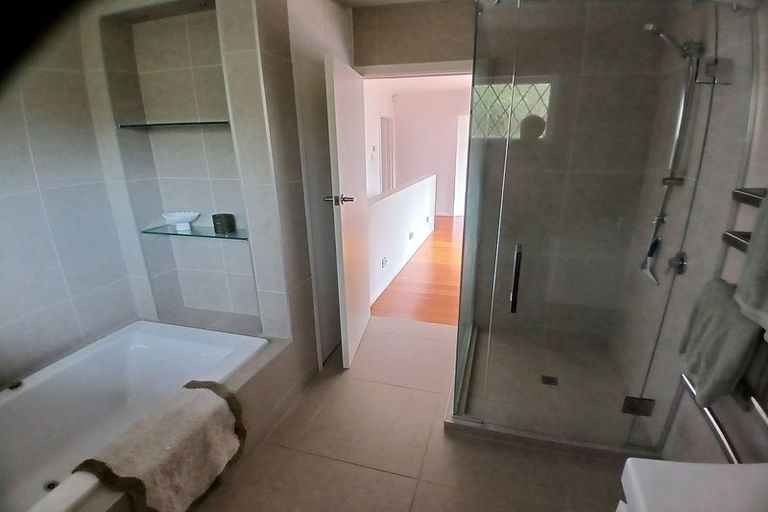 Photo of property in 819 Beach Road, Browns Bay, Auckland, 0630