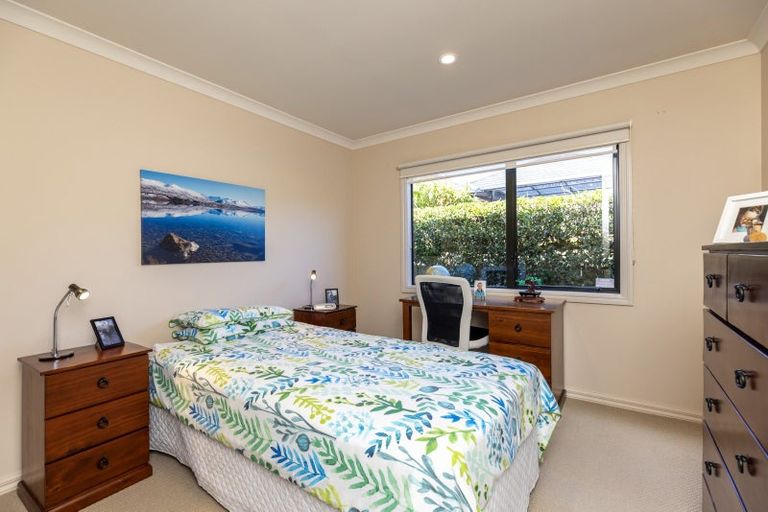 Photo of property in 14 San Priamo Place, Paraparaumu Beach, Paraparaumu, 5032