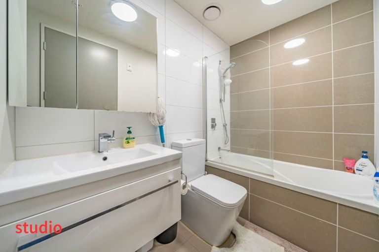Photo of property in Masina Apartments, 110/80u Riddiford Street, Newtown, Wellington, 6021