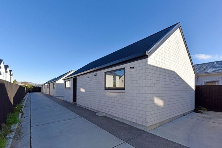 Photo of property in 2/502 Armagh Street, Linwood, Christchurch, 8011