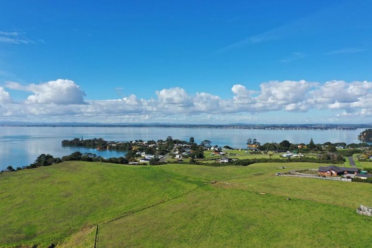 Photo of property in 28 Opoia Drive, Awhitu, 2684