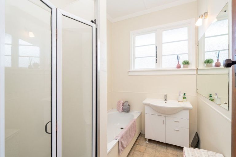Photo of property in 72 Hilton Drive, Amberley, 7410