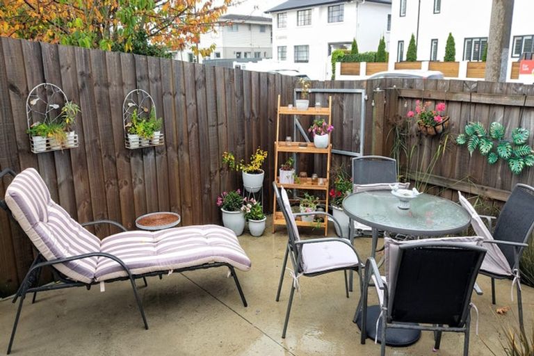 Photo of property in 947 Colombo Street, St Albans, Christchurch, 8014