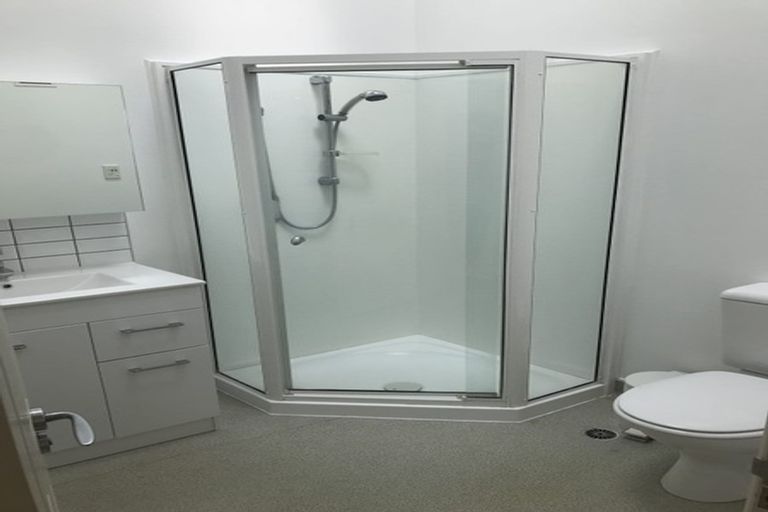 Photo of property in The Villas, 14/33u Hobson Street, Thorndon, Wellington, 6011