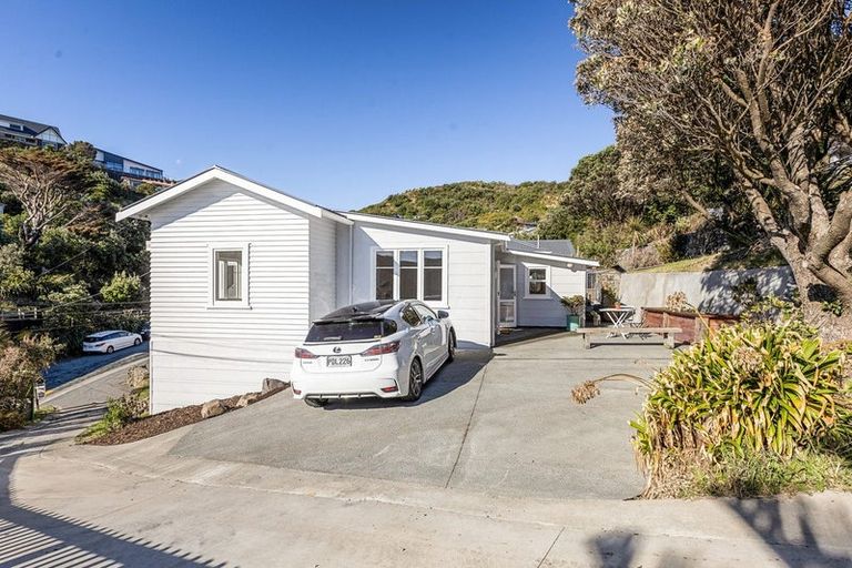 Photo of property in 189 Severn Street, Island Bay, Wellington, 6023
