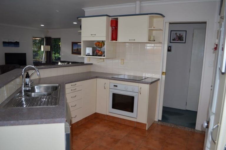 Photo of property in 117 Carlton Street, Bellevue, Tauranga, 3110