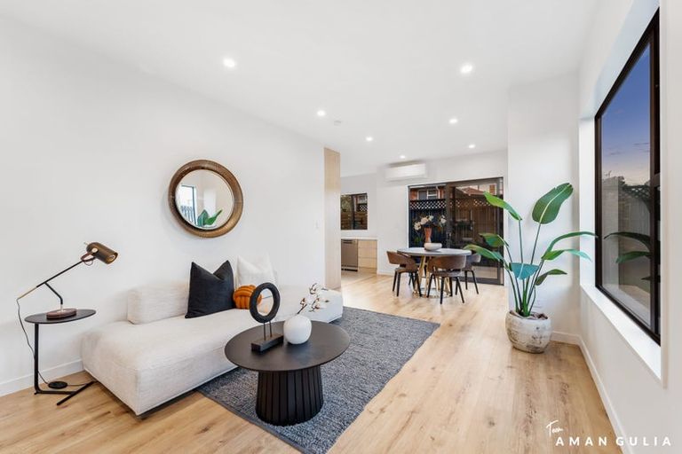 Photo of property in 7e Poto Street, Te Atatu South, Auckland, 0610