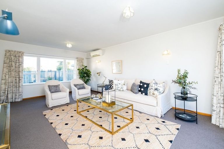 Photo of property in 1 Balmoral Street, Taradale, Napier, 4112