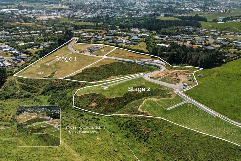 Photo of property in 8 Kahiwi Place, Kennedys Bush, 8025