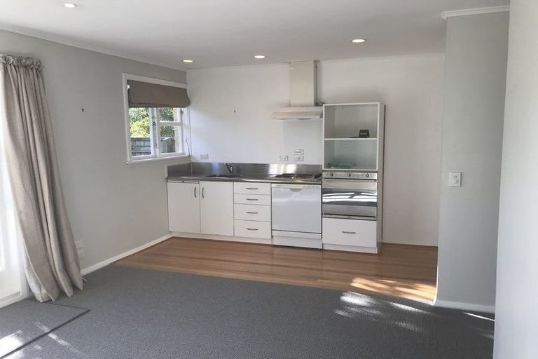 Photo of property in 5d Harrold Street, Highbury, Wellington, 6012