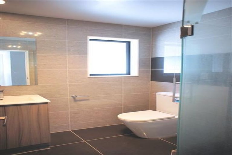 Photo of property in 42 Toanui Road, Hobsonville, Auckland, 0616