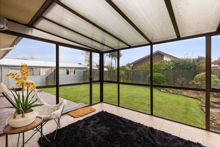 Photo of property in 81 Vivian Street, Burwood, Christchurch, 8083