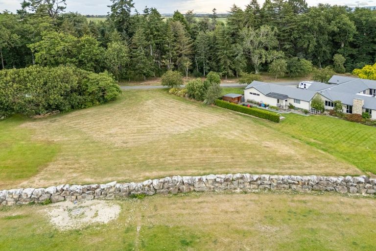 Photo of property in 18 Meadowlinks Lane, Pleasant Point, 7974