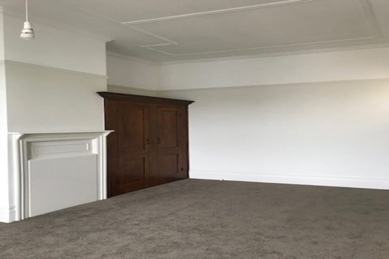 Photo of property in 132 Wallace Street, Mount Cook, Wellington, 6021