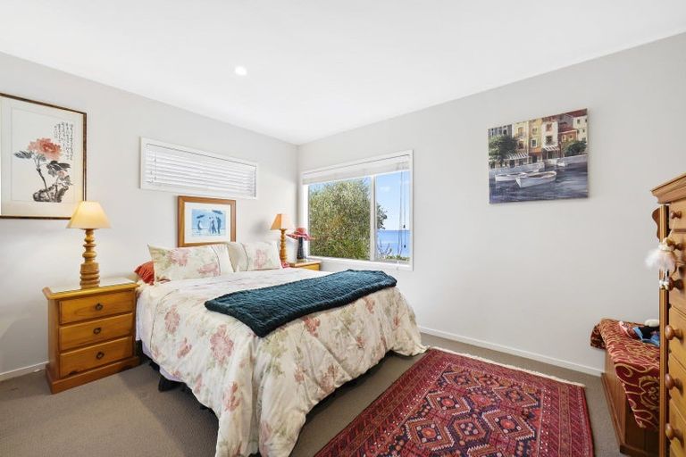 Photo of property in 1 Melandra Road, Stanmore Bay, Whangaparaoa, 0932