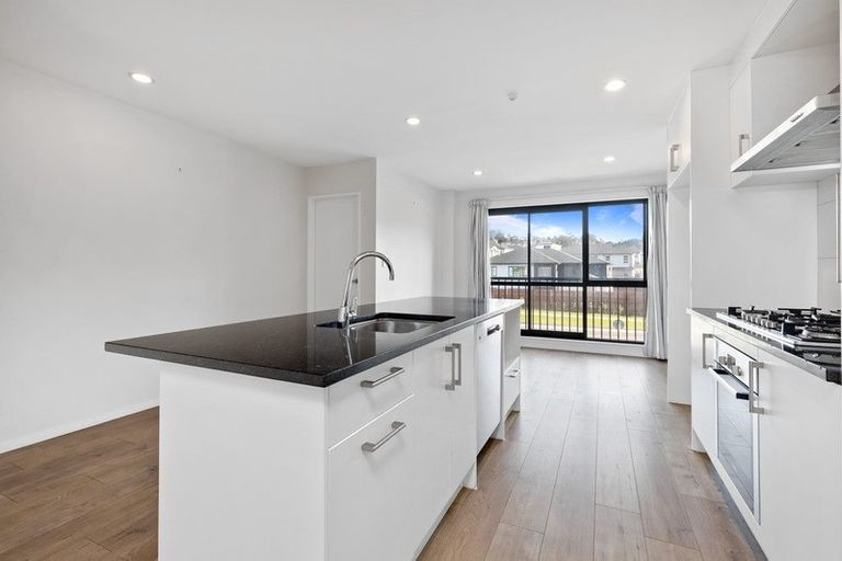 Photo of property in 64/5 Perekia Street, Albany, Auckland, 0632