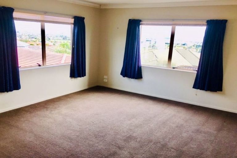 Photo of property in 51 Westerham Drive, Dannemora, Auckland, 2016