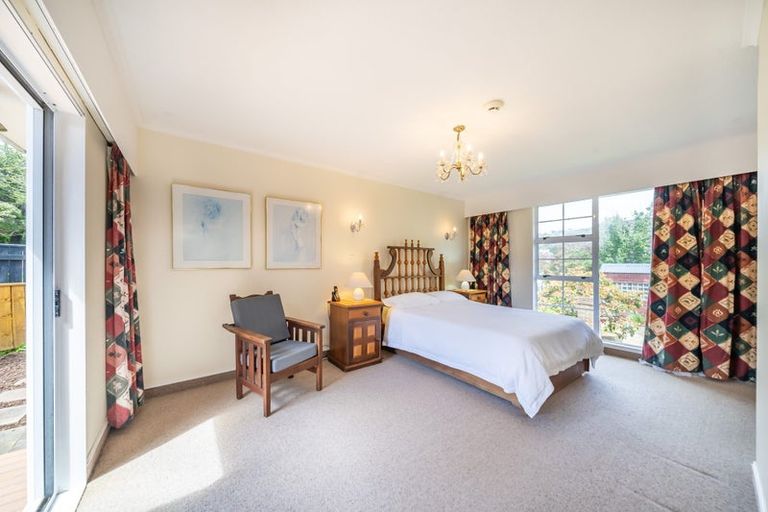 Photo of property in 11 Observatory Close, Whitby, Porirua, 5024