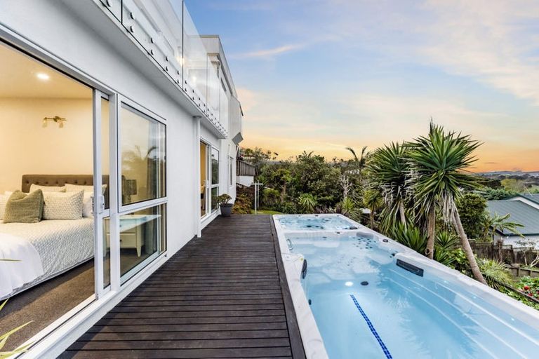 Photo of property in 1207 Whangaparaoa Road, Gulf Harbour, Whangaparaoa, 0930