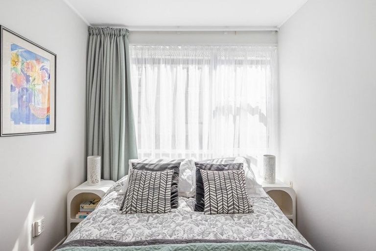 Photo of property in 72u7 Freyberg Street, Lyall Bay, Wellington, 6022