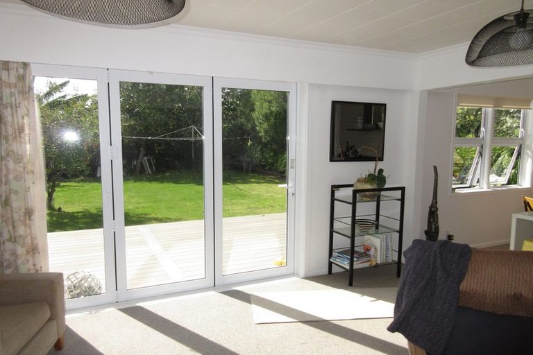 Photo of property in 63 Martin Road, Paraparaumu Beach, Paraparaumu, 5032