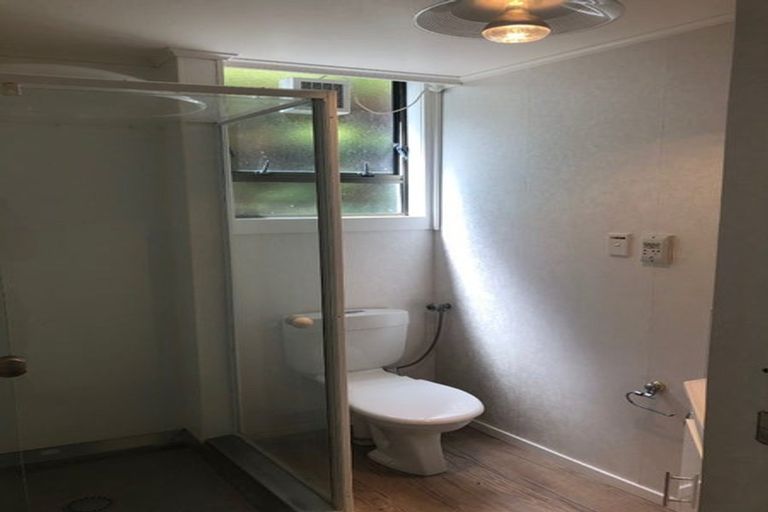 Photo of property in 12 Leeward Drive, Whitby, Porirua, 5024