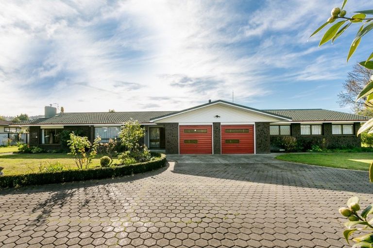 Photo of property in 35a Church Road, Taradale, Napier, 4112