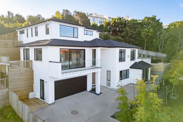 Photo of property in 15c Living Stream Road, Albany Heights, Auckland, 0632