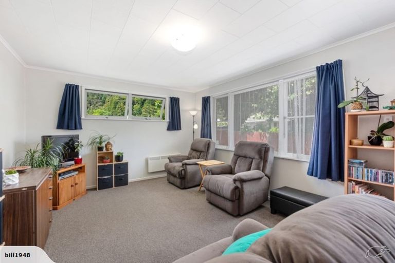 Photo of property in 49 Wilford Street, Wallaceville, Upper Hutt, 5018
