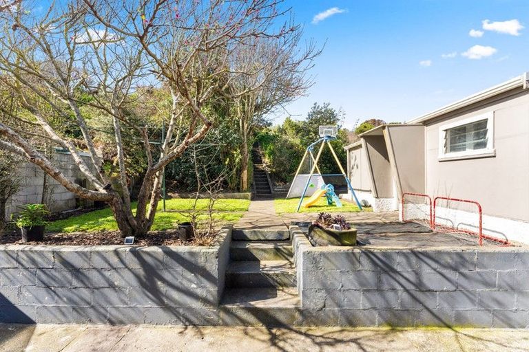 Photo of property in 128 Cornfoot Street, Castlecliff, Whanganui, 4501