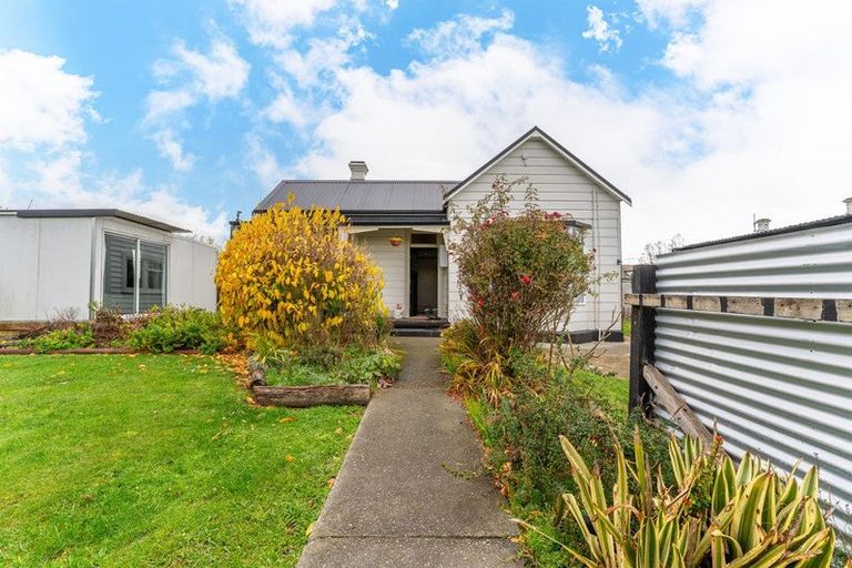 Photo of property in 24 Allnatt Street, Temuka, 7920