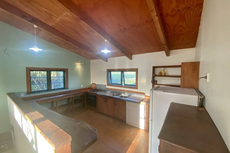 Photo of property in 69 Tarrant Road, Helensville, 0875