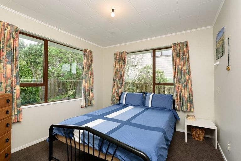 Photo of property in 76 Thurleigh Grove, Karori, Wellington, 6012