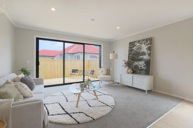 Photo of property in 1105 High Street, Taita, Lower Hutt, 5011